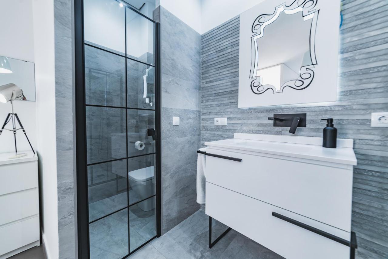 Beach & Urban Attic Аликанте Экстерьер фото